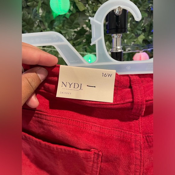 NYDJ Ami Skinny With Twisted SS Slits - Picture 4 of 8